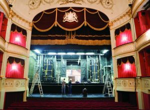 Plug your Club:
Drama Tech